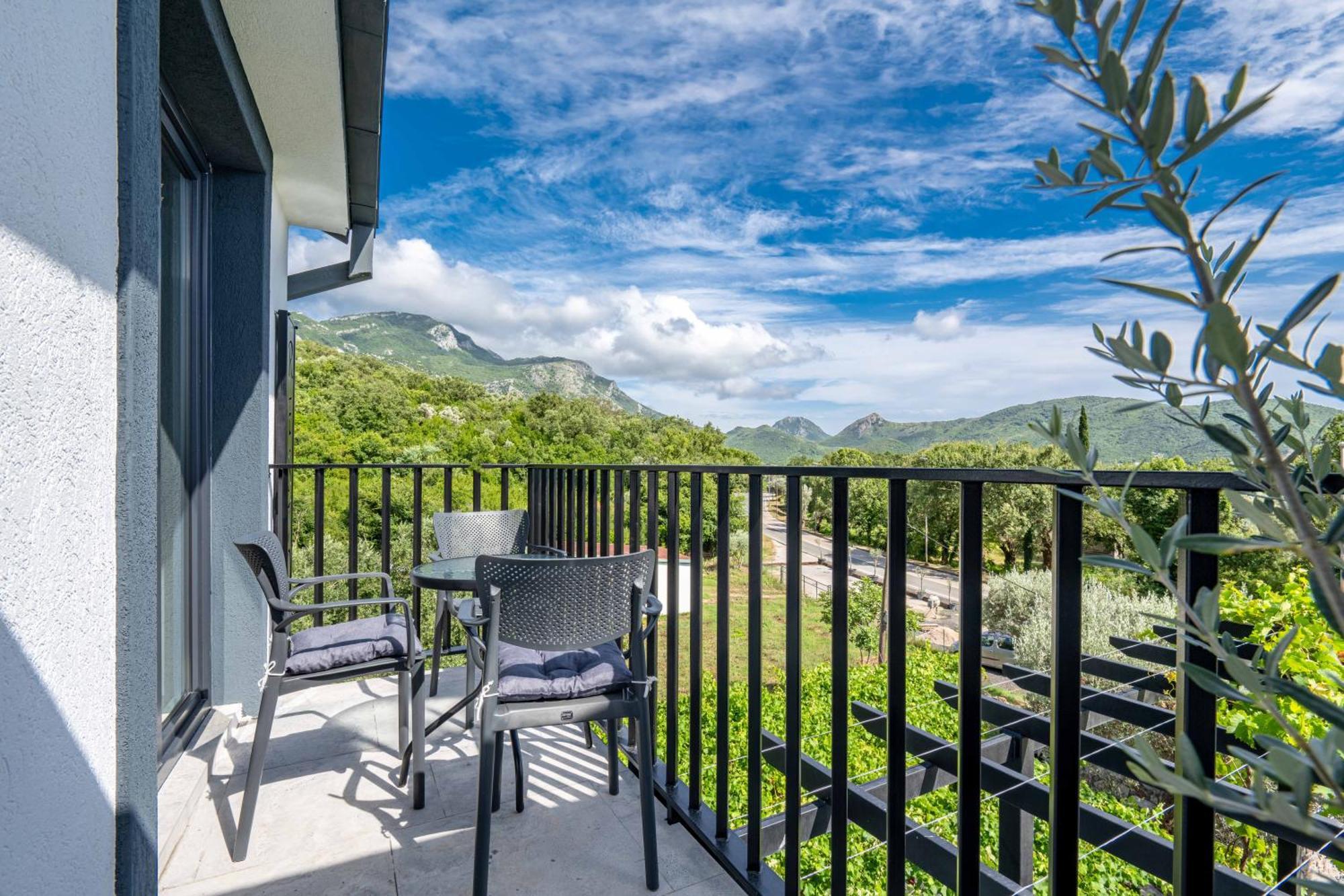 Sumice Inn Petrovac Exteriér fotografie
